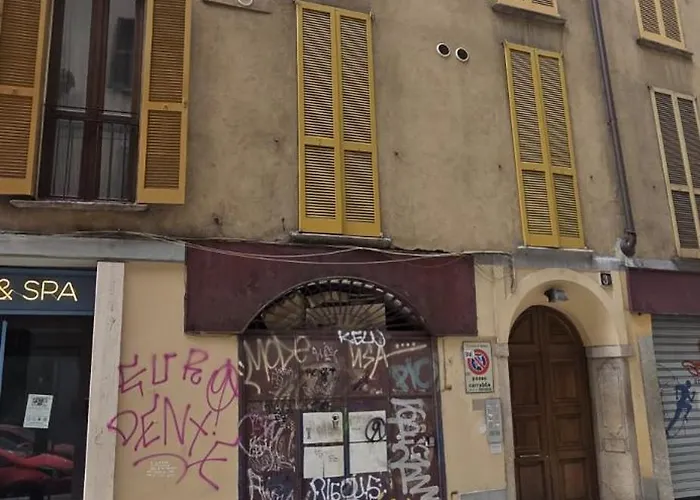 Via Del Torchio Cinque Vie Appartamento *